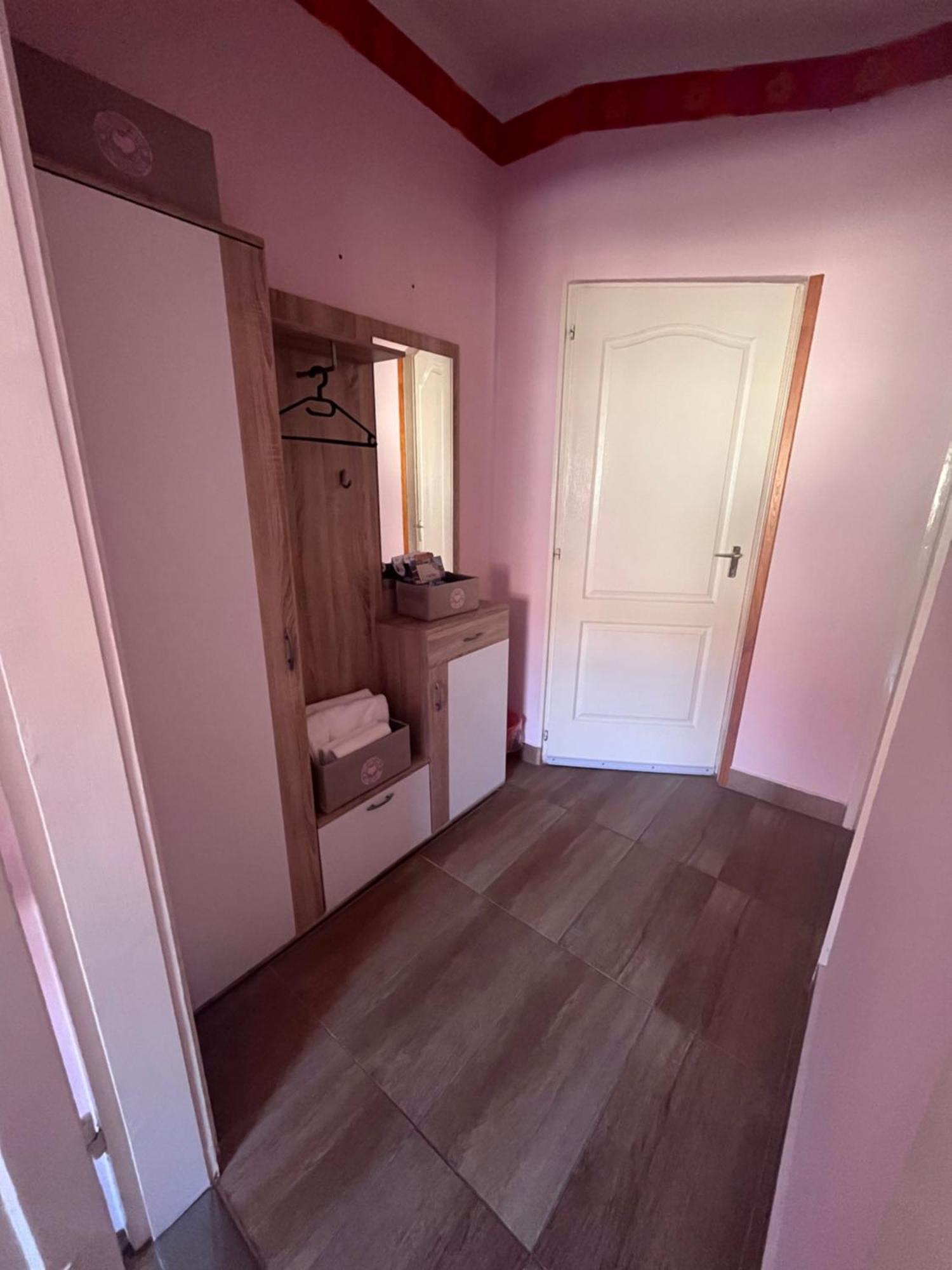 Abigel Apartman มูราฮาลอม ภายนอก รูปภาพ
